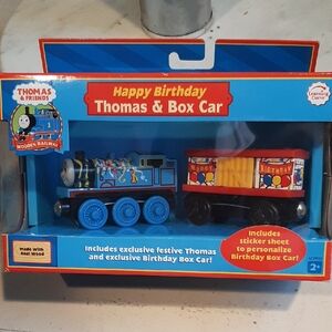 Thomas & Friends Birthday Thomas with Box Car